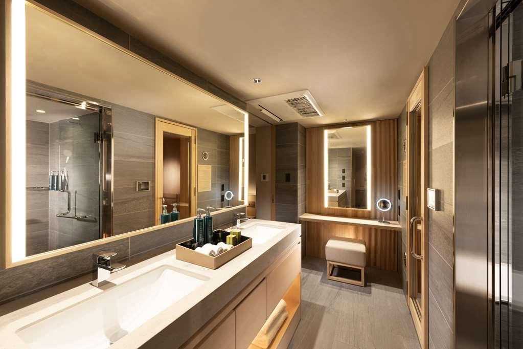 فندق Doubletree By Hilton Kyoto Higashiyama الغرفة الصورة